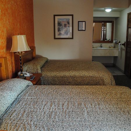Hotel Suites El Paseo 시우다드 후아레스 외부 사진