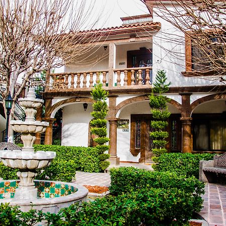 Hotel Suites El Paseo 시우다드 후아레스 외부 사진